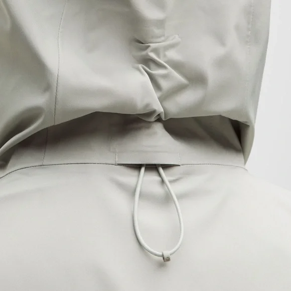 Lululemon Rain Rebel Jacket JDGR color - Picture 8 of 10